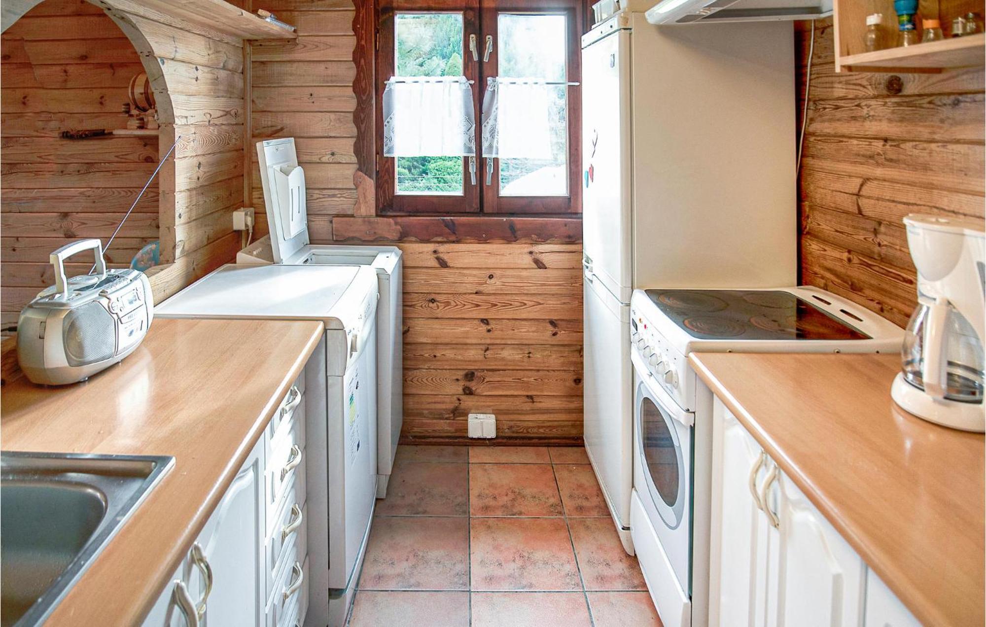 Nice Home In Mscice With Kitchen Luaran gambar